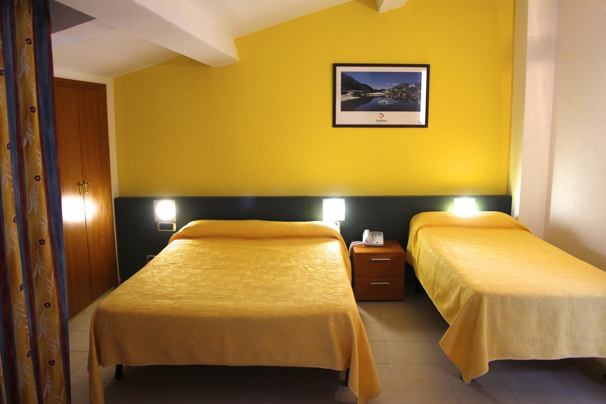 Hotel Avanti Pas De La Casa Exteriör bild