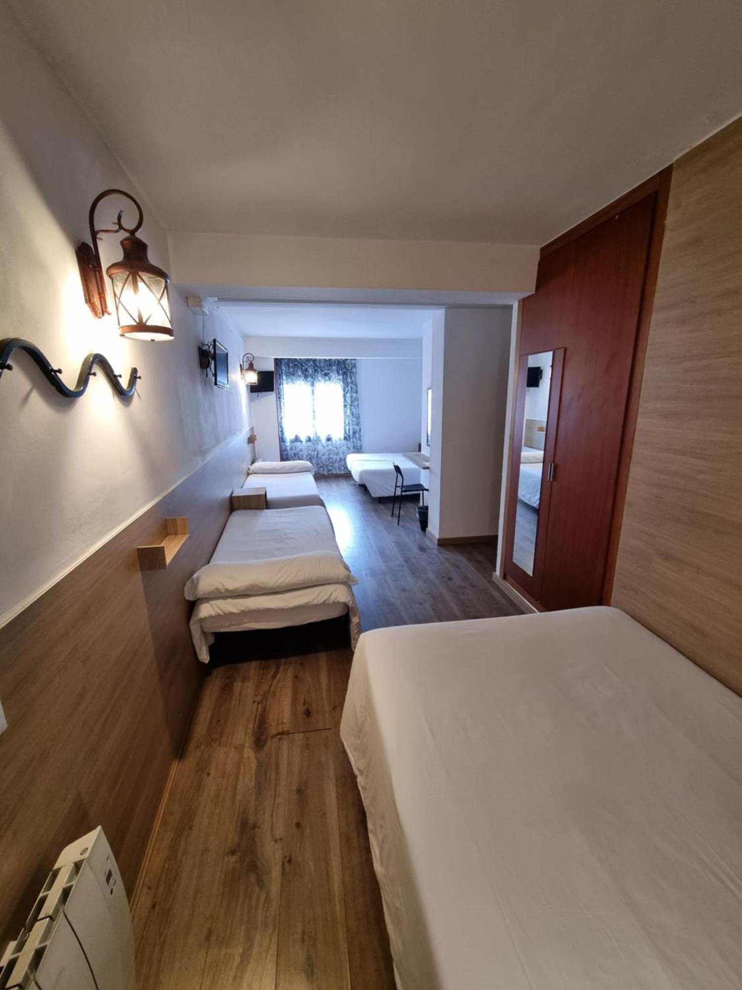 Hotel Avanti Pas De La Casa Exteriör bild