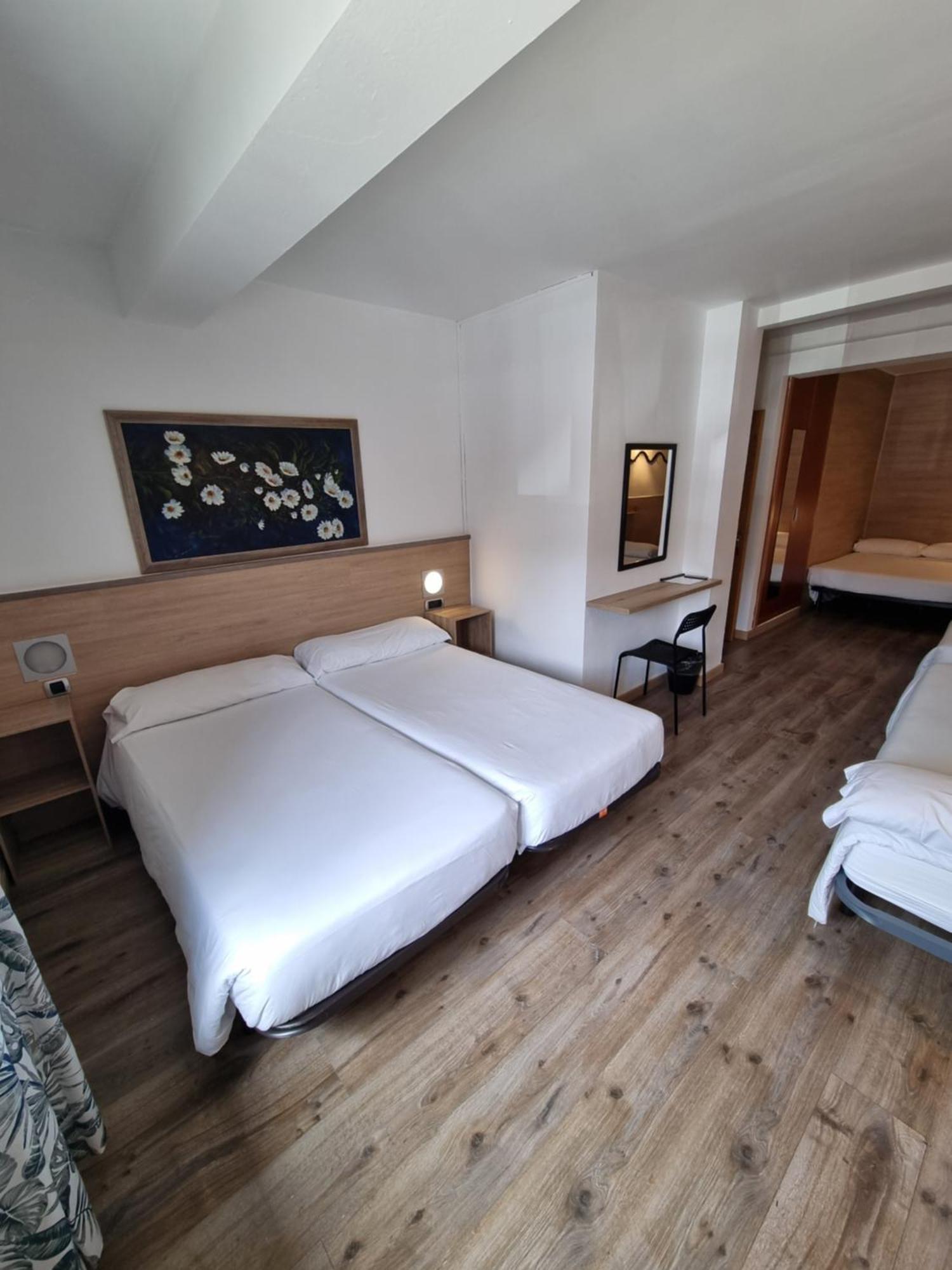 Hotel Avanti Pas De La Casa Exteriör bild