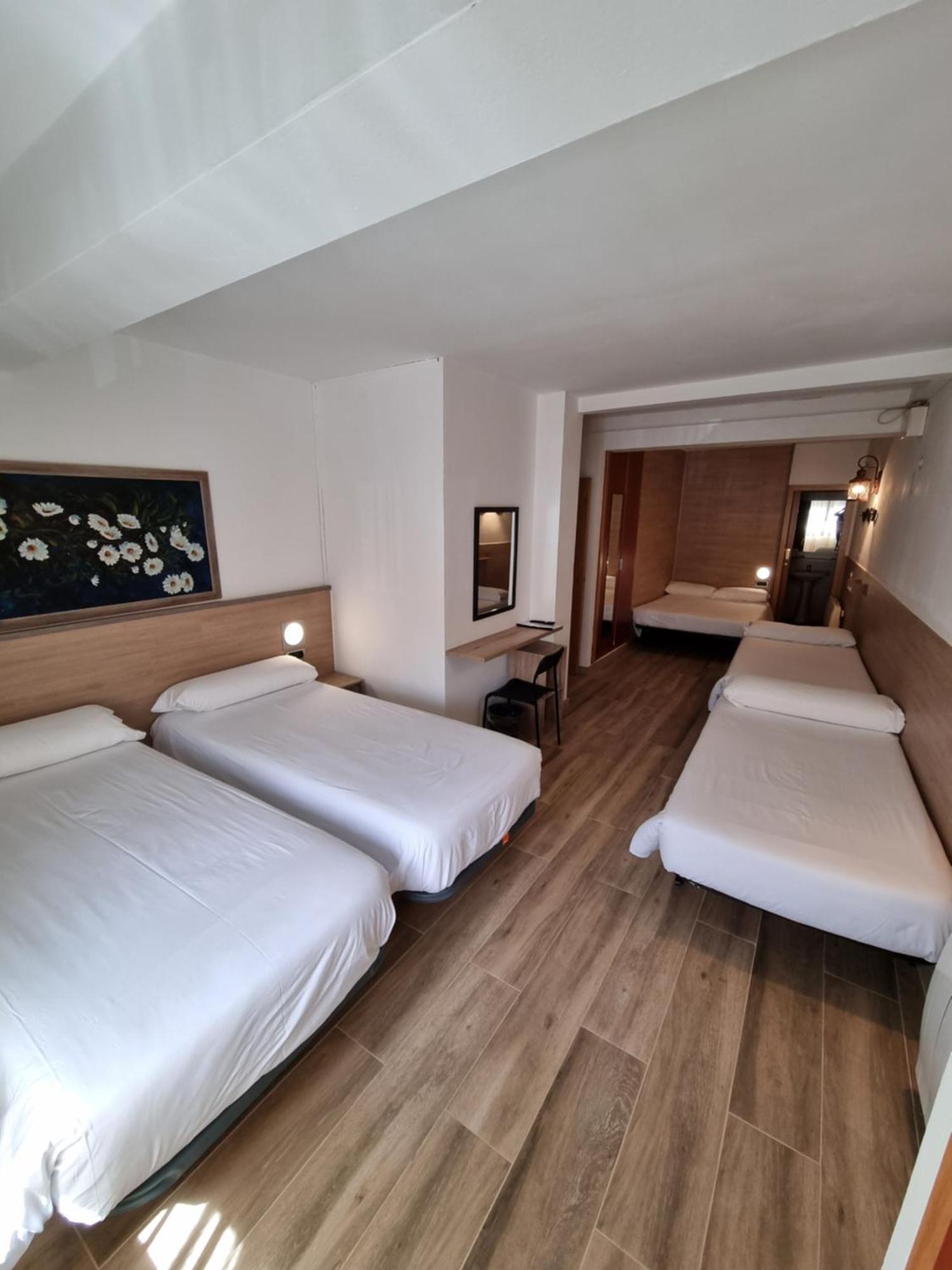 Hotel Avanti Pas De La Casa Exteriör bild