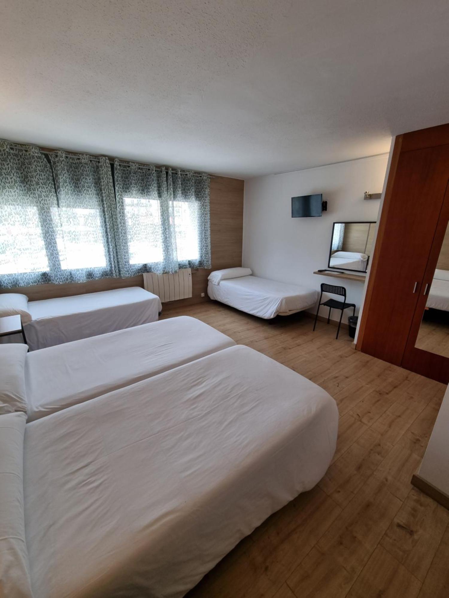 Hotel Avanti Pas De La Casa Exteriör bild