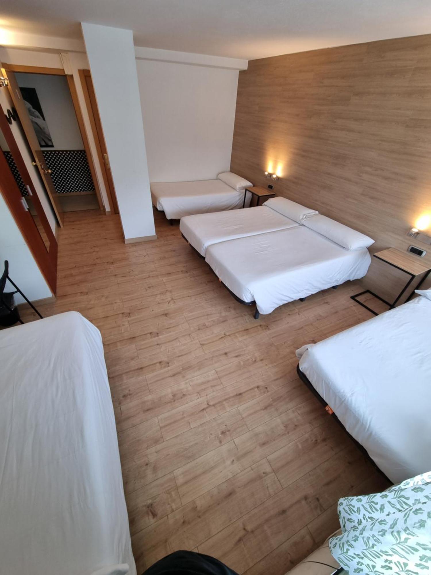 Hotel Avanti Pas De La Casa Exteriör bild