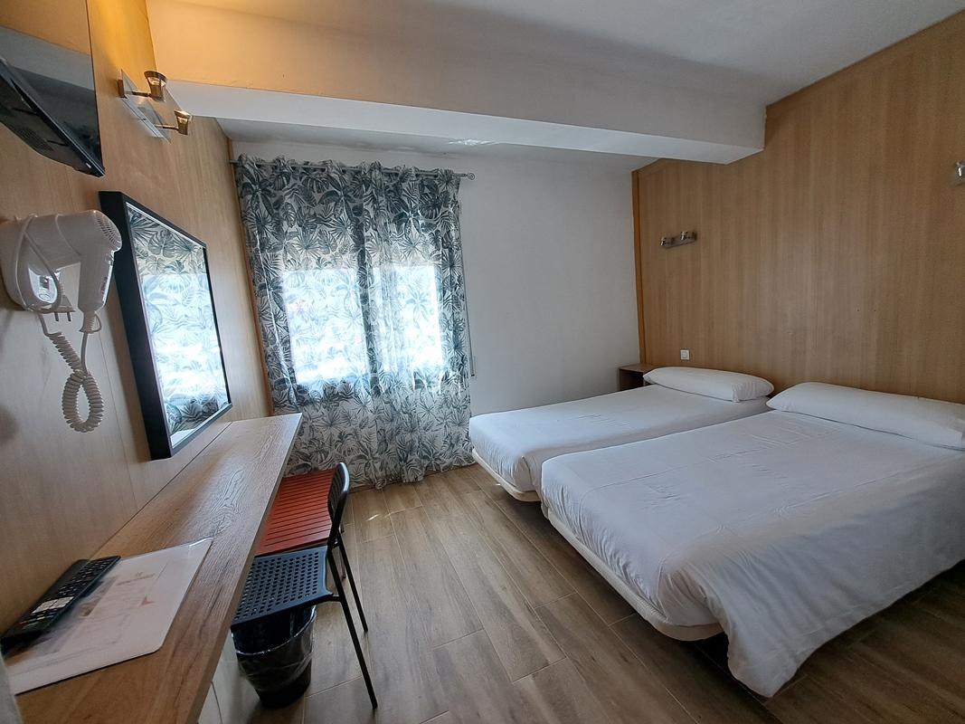Hotel Avanti Pas De La Casa Exteriör bild